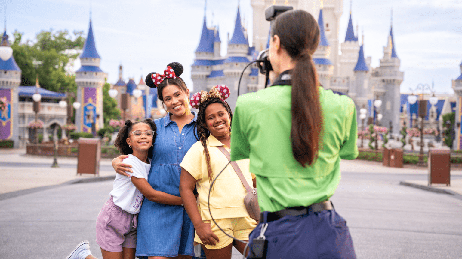 Your Ultimate Insider’s Guide to Disney PhotoPass Service at Walt Disney World
